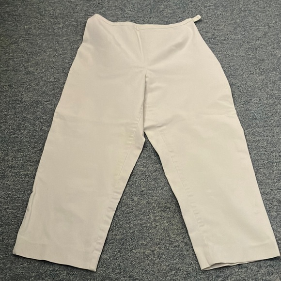 Valerie Stevens cotton blend slacks - Picture 1 of 5
